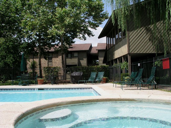 Sommerset Apartments